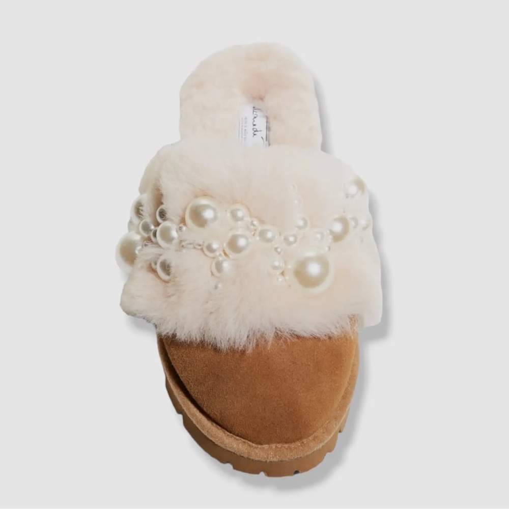 Alameda Turquesa Women's Beige Pinctada Pearly Suede Slipper size 38